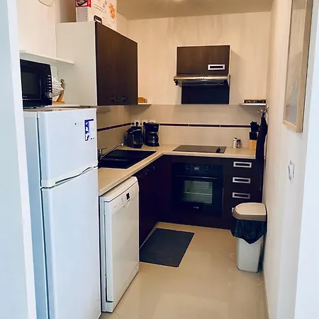 T3 Cosy - Grande Terrasse En Acces Direct A La Fleury (Aude)